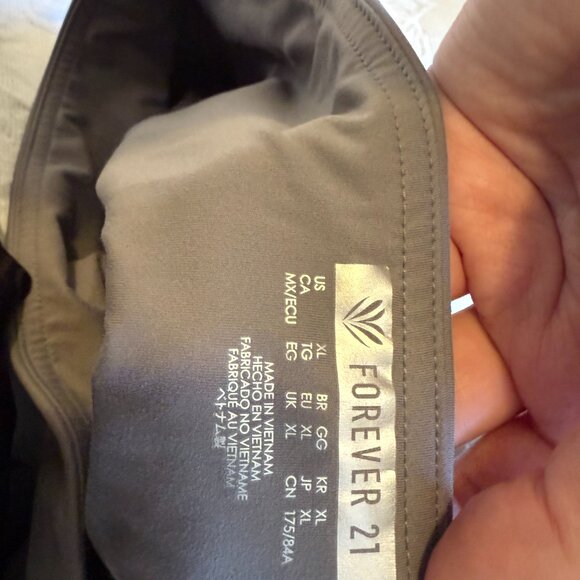 Smoke Gray Cropped Activewear 2 Piece SET - Picture 3 of 4